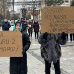 De ce a avut loc un protest AUR în centrul civic al Reșiței?  - Stiri Resita