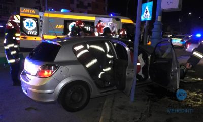 Ce a dus la accidentul violent în care un șofer a ricoșat într-un stâlp?