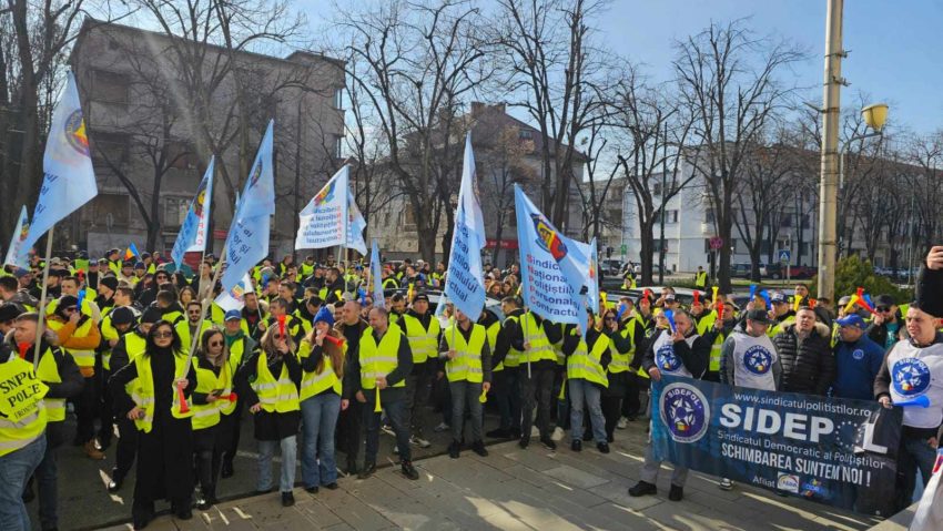 De ce au protestat polițiștii din Timiș, Caraș-Severin, Arad și Hunedoara la Timișoara?