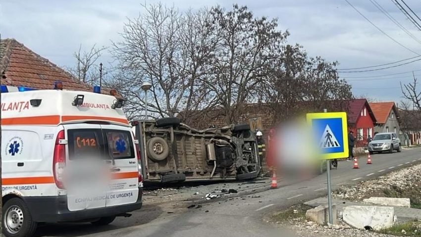 Ce s-a întâmplat la Ciacova? Trei persoane au fost transportate la spital!