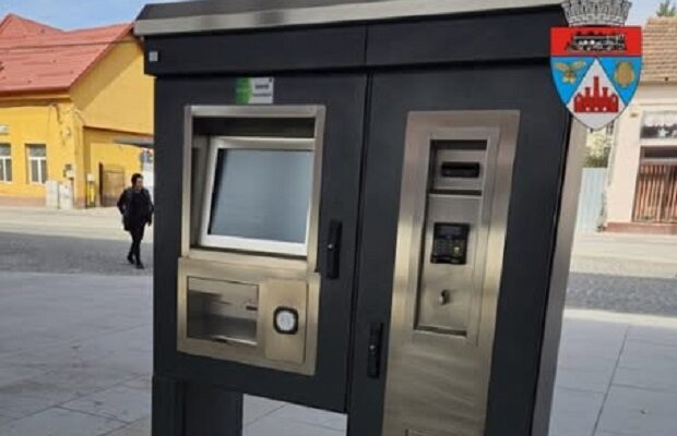 Cum poți cumpăra bilete și abonamente pentru tramvai la automat în Reșița?  - Stiri Resita