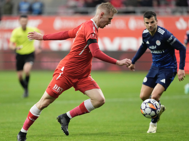 Ce a decis medicii în privința jucătorului achiziționat de Dinamo cu 400.000 de euro?