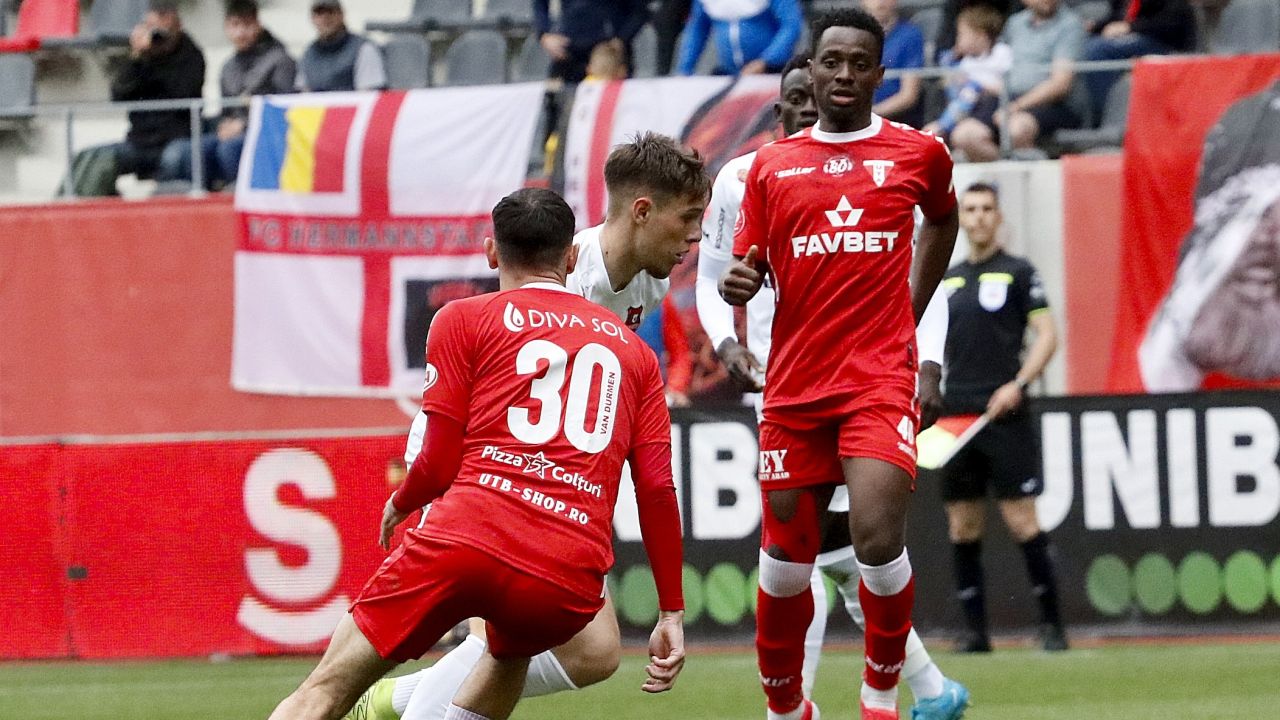 Ce s-a întâmplat la FC Hermannstadt - UTA Arad 3-0? Fanii au cerut demisia!
