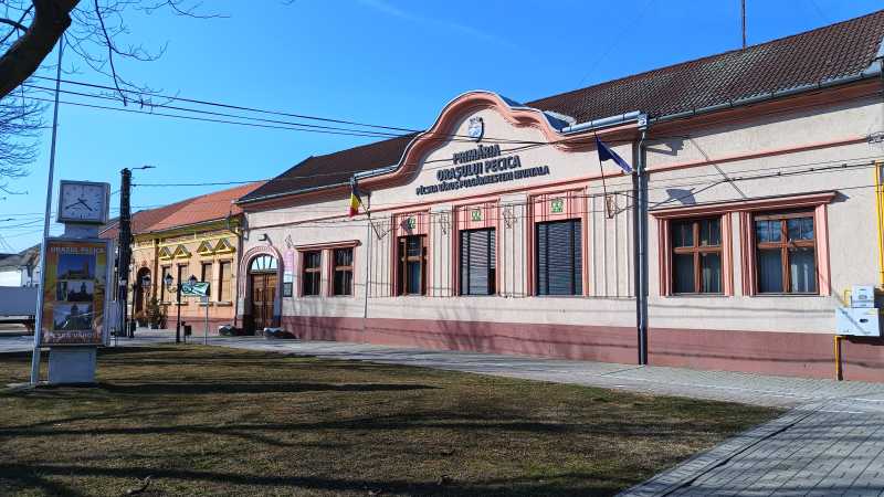 Ce schimbări au avut loc în cele cinci zone verzi din centrul Pecicăi cu 3,5 milioane de euro?