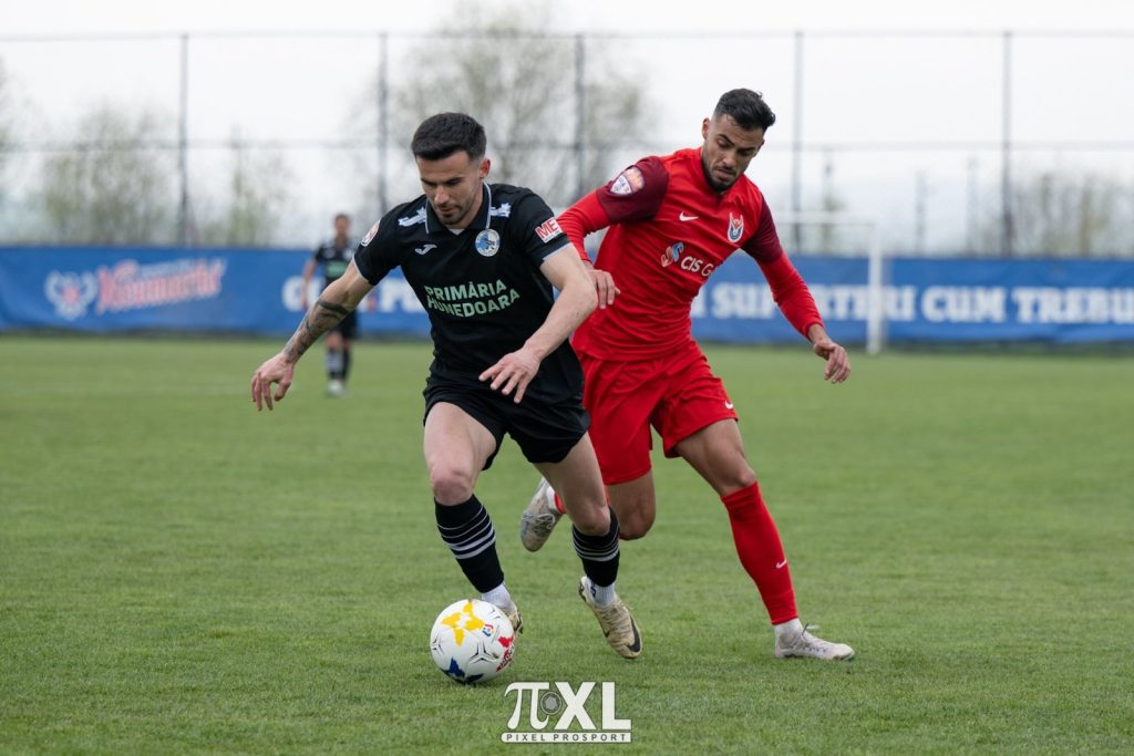 Corvinul Hunedoara a obținut o victorie surprinzătoare la Ungheni?