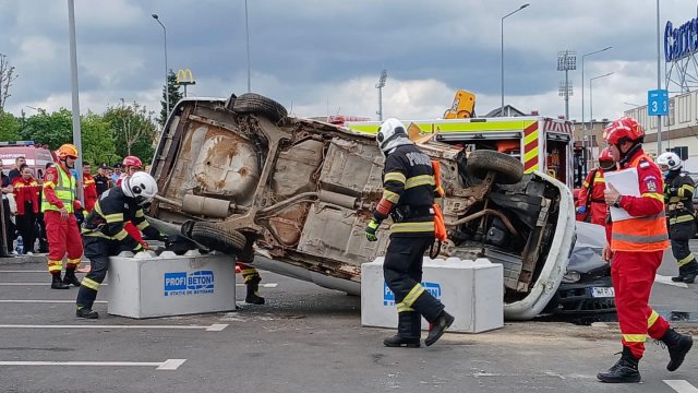 Cum a demonstrat ISU Arad curaj și spirit de echipă la competiția de salvare?