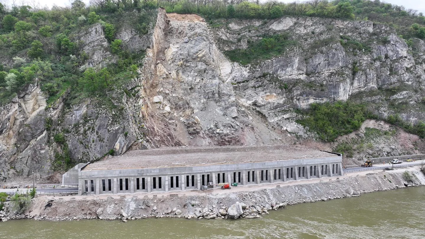 Cum arată noua polată de peste șoseaua din Clisura Dunării, acum finalizată?