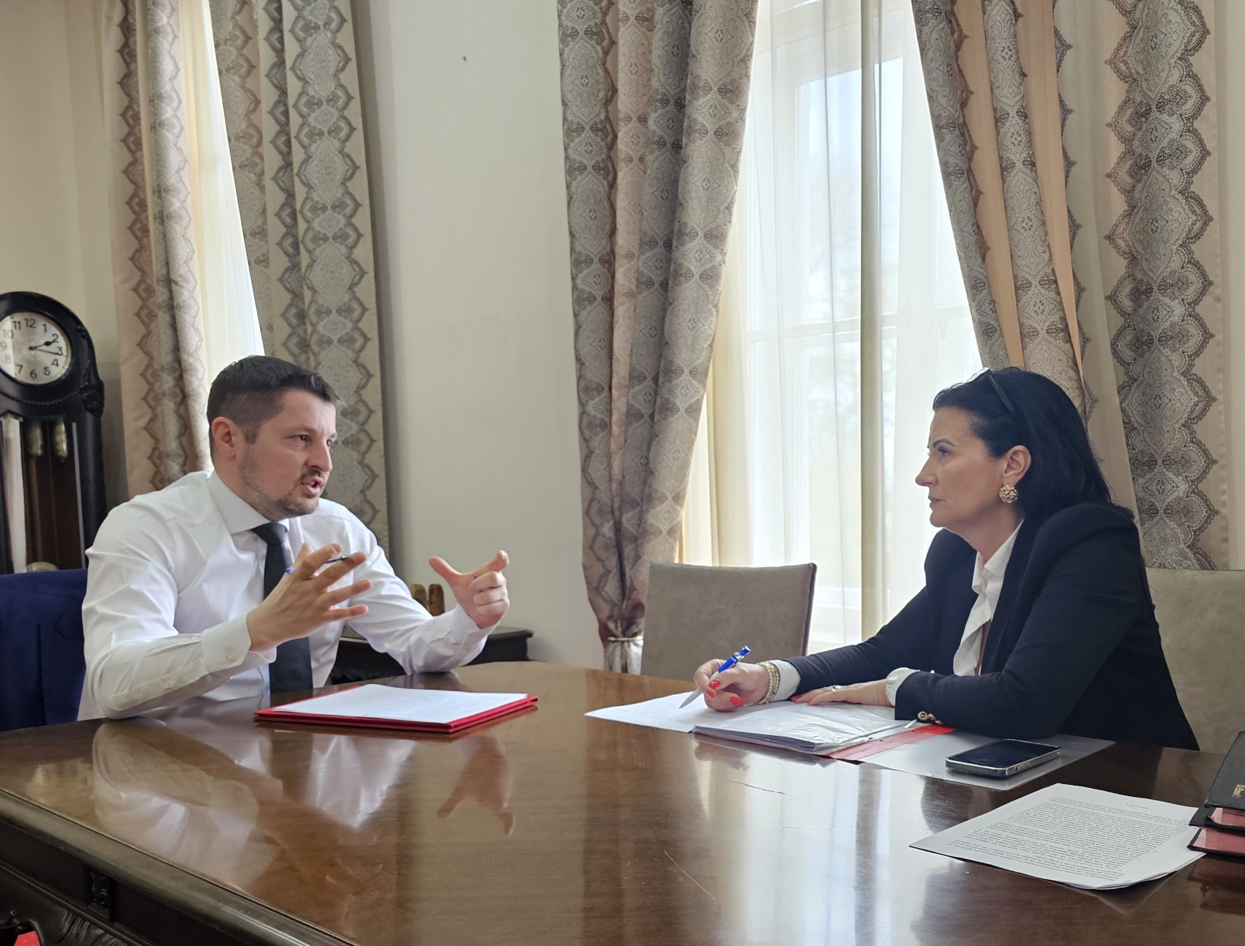Piedone și Prefectura Arad: Ce implicații au echipele mixte de control?