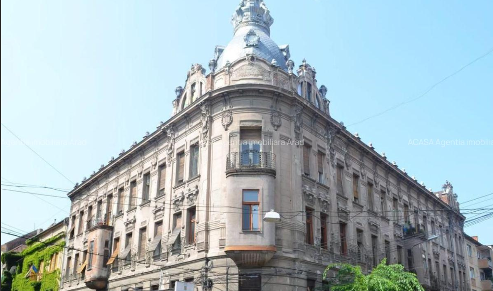 Visezi la o locuință plină de istorie în Arad? Vezi prețul unui apartament în Palatul Kovács!
