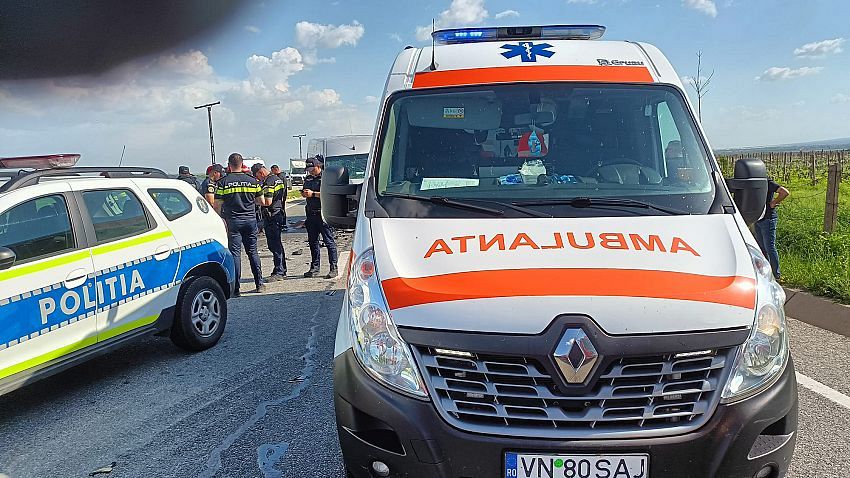 "A fost transportată o persoană la spital; cum se desfășoară circulația alternativ?"