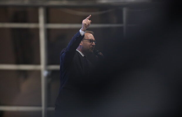 Ce a determinat 1.000 de oameni să se înscrie în USR în doar 5 zile?  - Stiri Resita