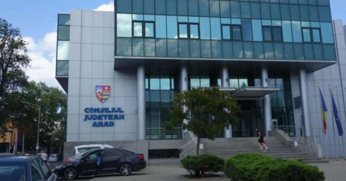 Cum contribuie inteligența artificială la proiectele Consiliului Județean Arad?
