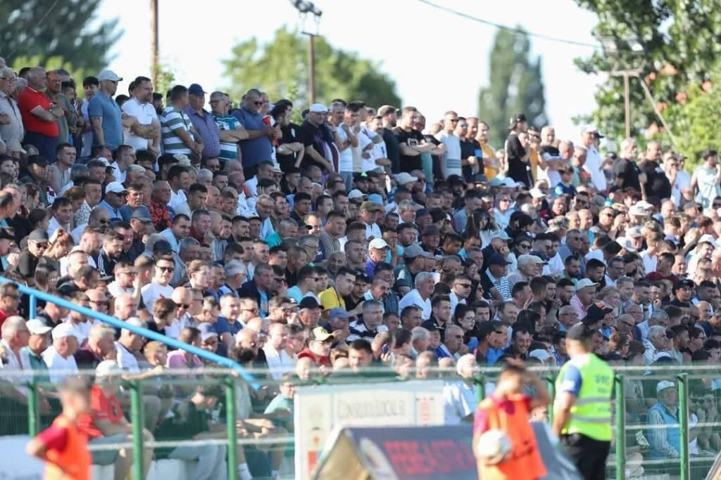 "Va învinge CSM Focșani pe CS 1921 Corvinul Hunedoara pe stadionul 'Milcovul'?"