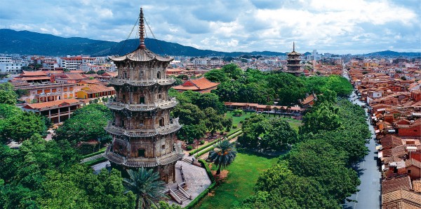 Ce realizări au adus cinci ani de parteneriat între Județul Arad și Fujian, China?