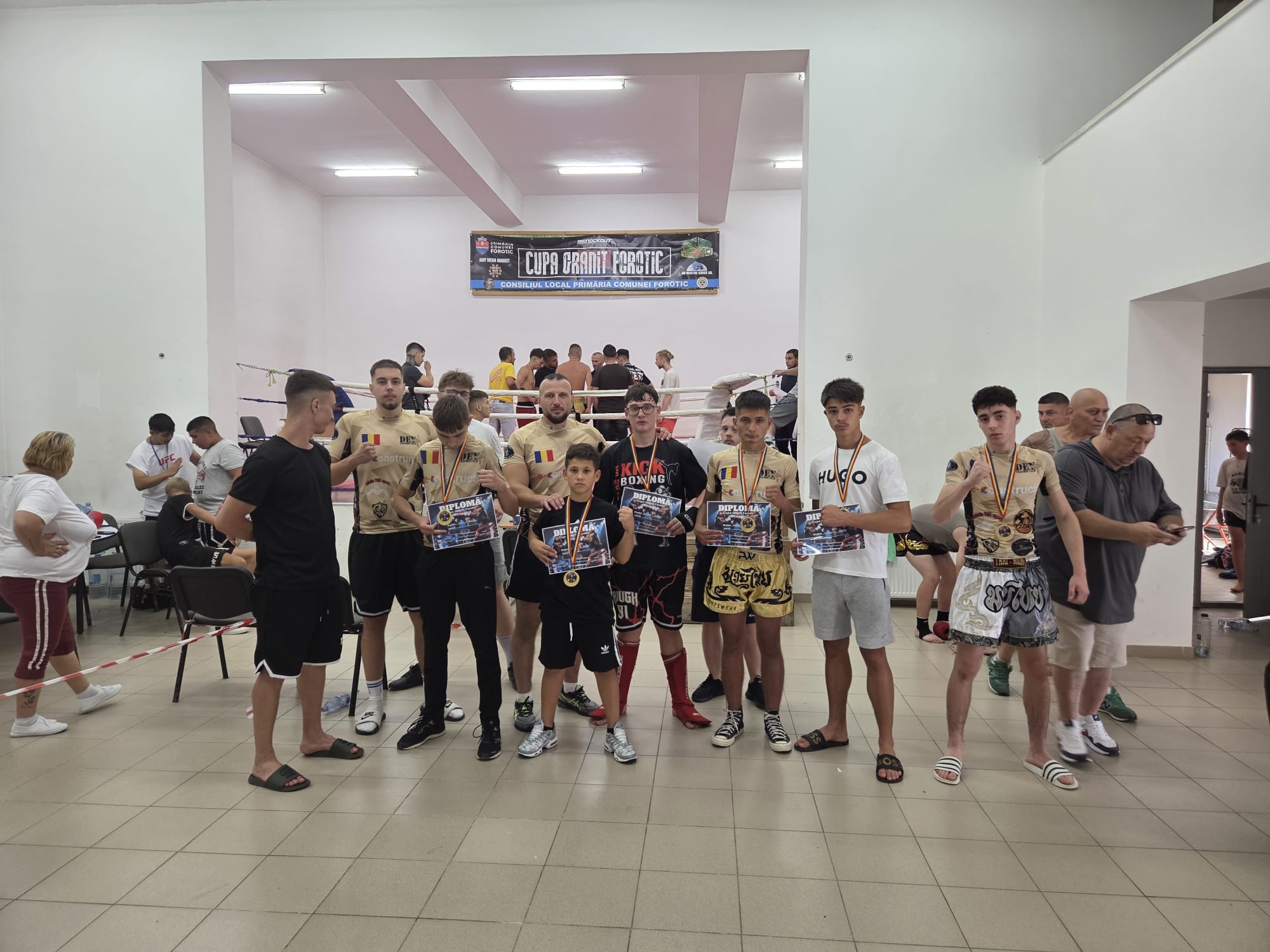 Cum s-au evidențiat sportivii de la Dey Thai Box Club Arad la Gala „Granit Forotic” III?