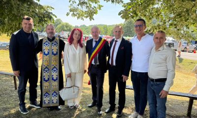 Cum s-au păstrat tradițiile românești la Nedeia de la Tăcășele în 103 ani?