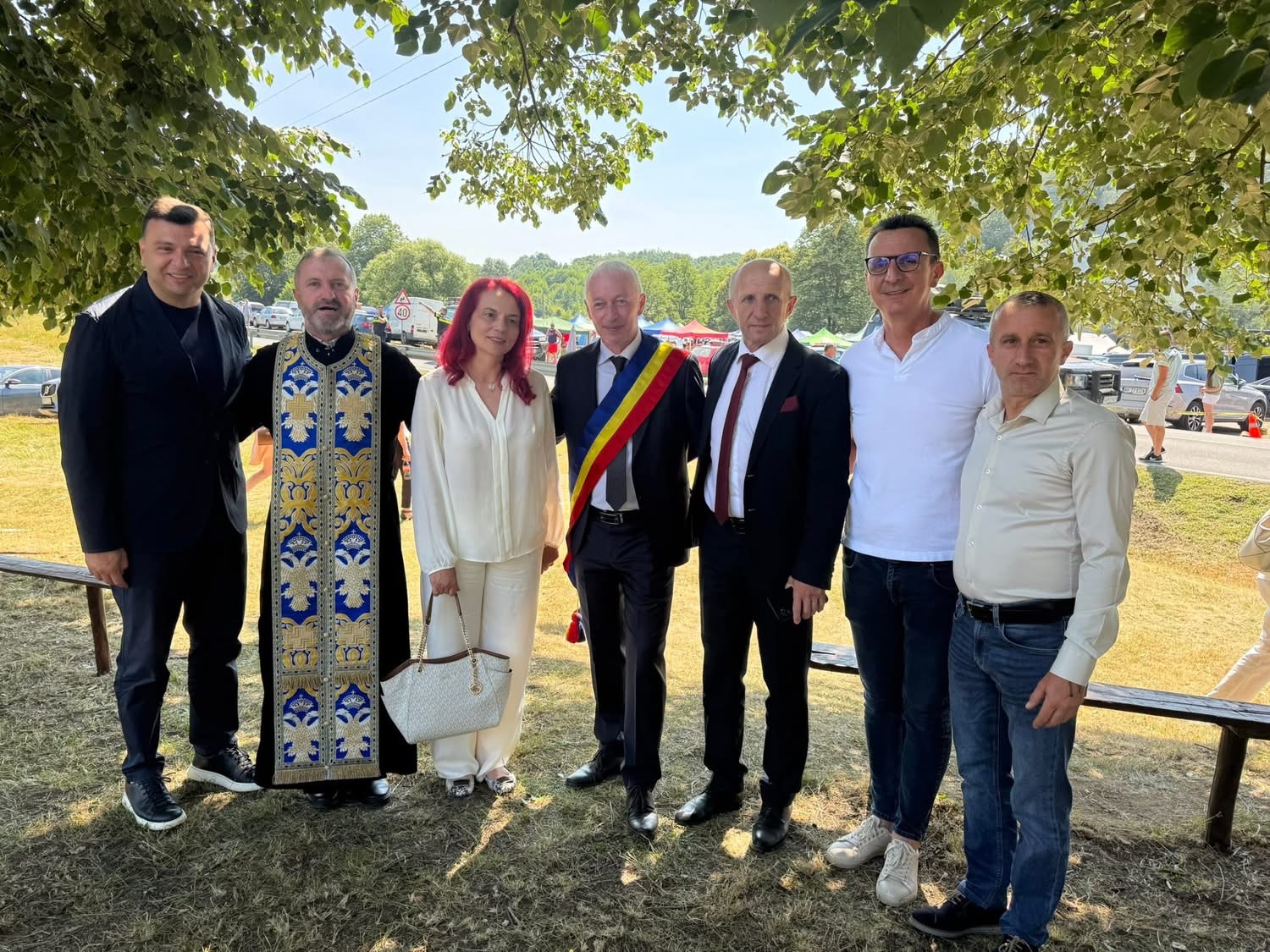 Cum s-au păstrat tradițiile românești la Nedeia de la Tăcășele în 103 ani?