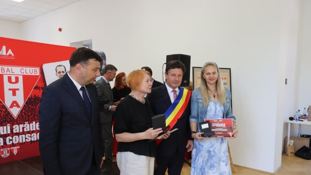 Cum sărbătorește Consiliul Județean Arad familia UTA? (FOTO)