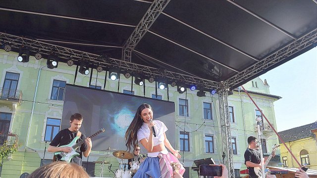 Mira, recital spectaculos în Piața Catedralei! Ce surprize ne-a pregătit?