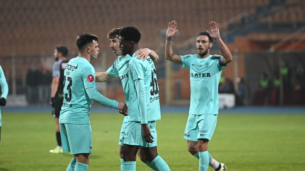 Ce jucător de la CFR Cluj a fost prezentat acum oficial de o altă echipă din Superliga?