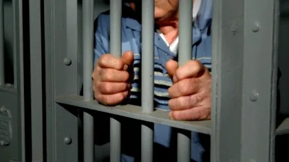 Ce l-a determinat pe bărbatul din Timișoara să amenințe că se aruncă de la Bastion?