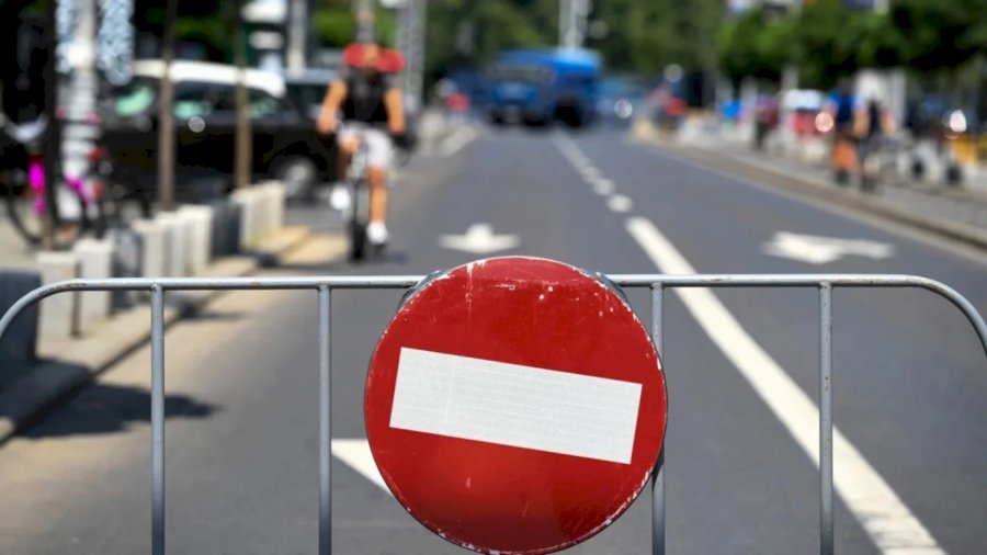 Ce restricții și închideri ale traficului rutier sunt anunțate de TIMPOLIS?