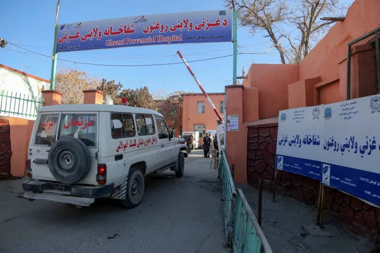 Cum a dus un accident rutier din Afganistan la moartea a peste 50 de oameni?