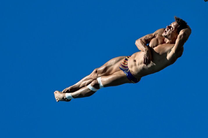 Ce a realizat Constantin Popovici la săriturile în apă în Italia?