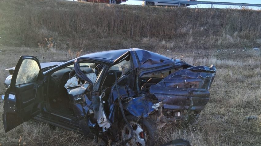 Ce s-a întâmplat în județul Constanța? Autoturism răsturnat, șofer grav rănit!