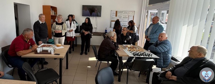 Cum au fost omagiați seniorii Devei de Ziua Vârstnicilor?