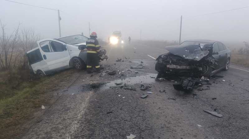Accident pe DN 14, Sibiu: Ce s-a întâmplat cu cele trei persoane rănite?