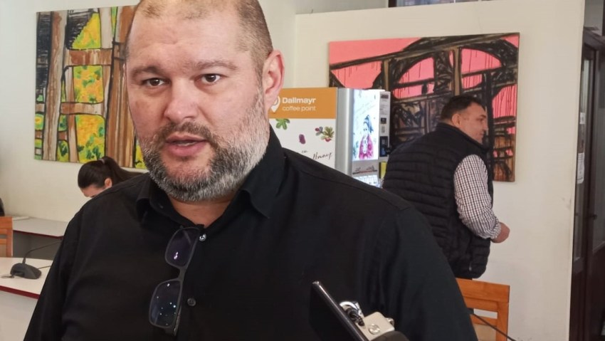 Cum puteți contribui la întreținerea spațiilor verzi?]])  - Stiri Resita