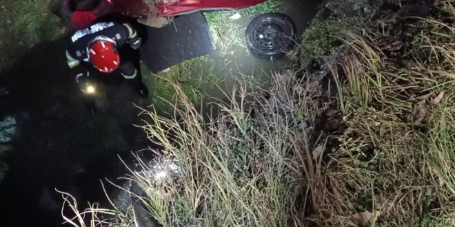 Ce s-a întâmplat în cartierul Lușca din Năsăud? Un șofer s-a răsturnat!