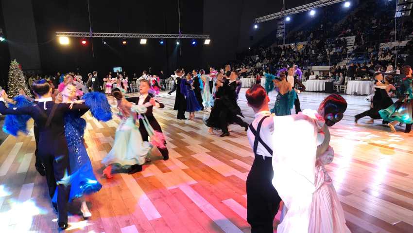 Ce spectacol a oferit dansul sportiv la Reșița cu 700 de concurenți pe ring?  - Stiri Resita